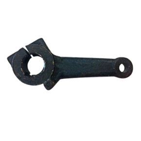 Рычаг поворотный правый XT 180-220