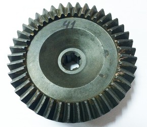 Шестерня коническая Z41 105/135 КПП 2+1