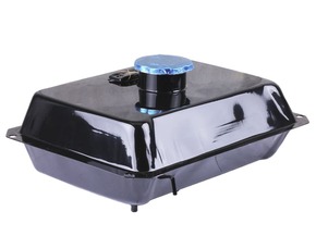 Бак топливный генератора 6.5-6.8кВт в кожухе