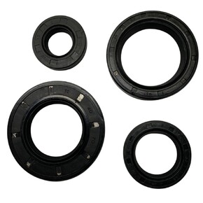 Сальники комплект R180