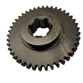 Шестерня первой передачи и заднего хода подвижная Z42 XT120-220